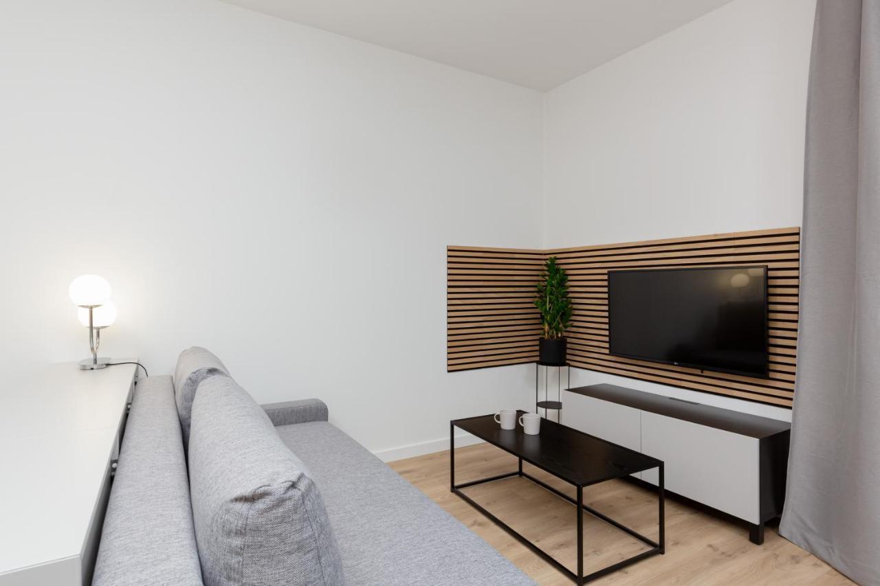 Artistic Zoliborz Apartments By Noclegi Renters Varsovia Exterior foto