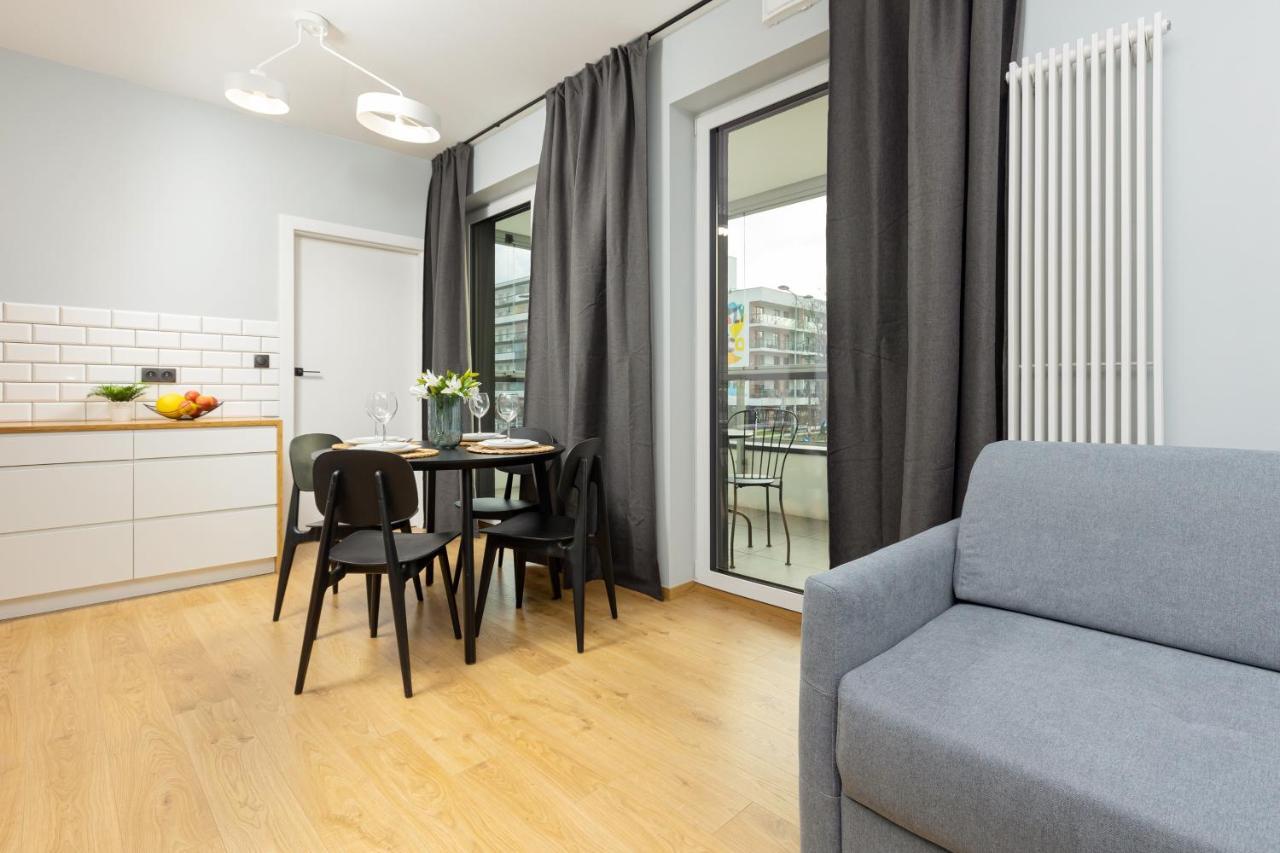 Artistic Zoliborz Apartments By Noclegi Renters Varsovia Exterior foto